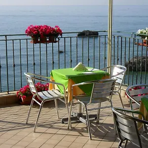 Miramare , Giardini-Naxos Włochy
